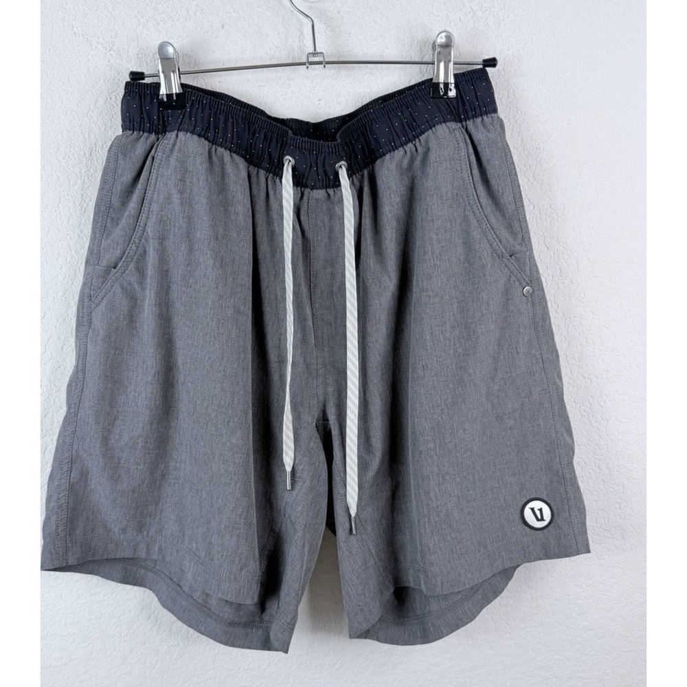 Vuori Men's Kore Shorts Sz M* Gray Lined Athletic Workout Drawstring 8" Inseam